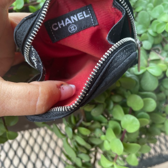 Chanel black travel line coin case - Picture 7 of 11